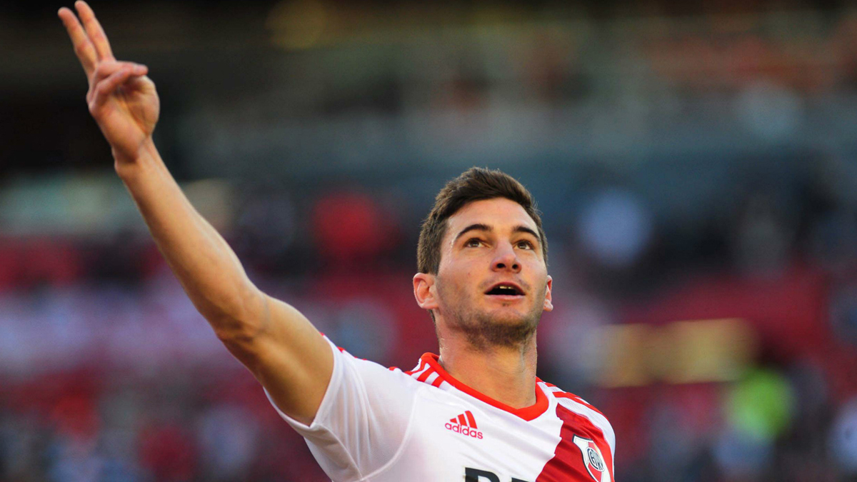 El juego de Lucas Alario