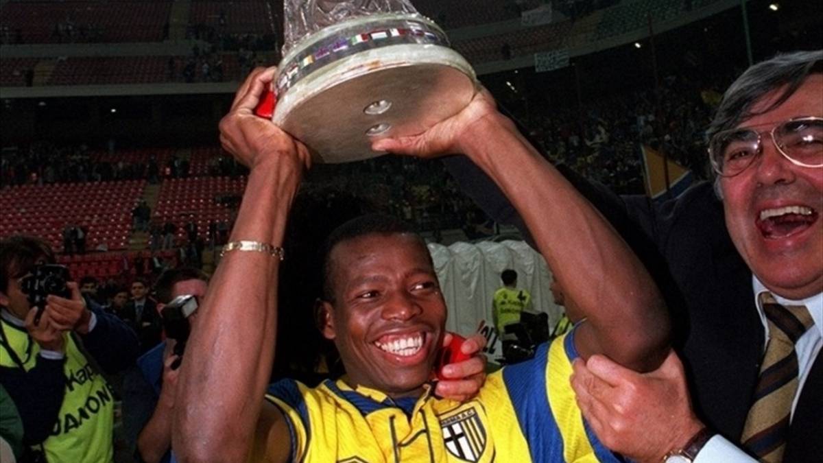 Jugadores Noventosos: Faustino Asprilla