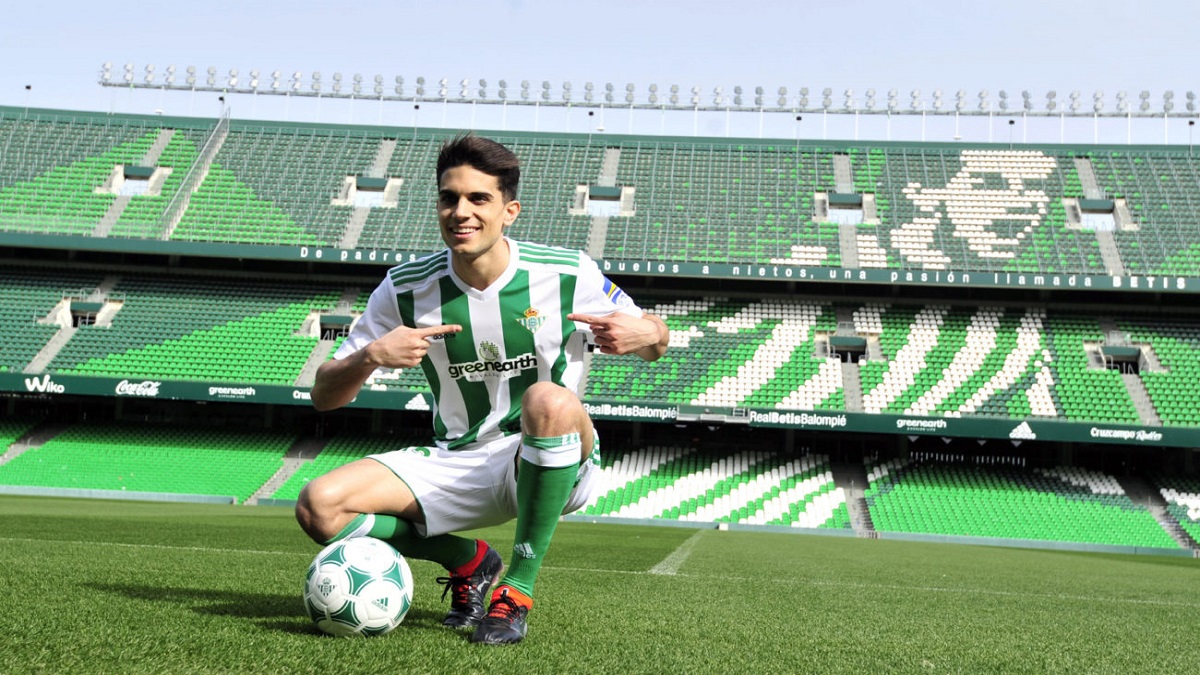 Marc Bartra en el Betis de Setién